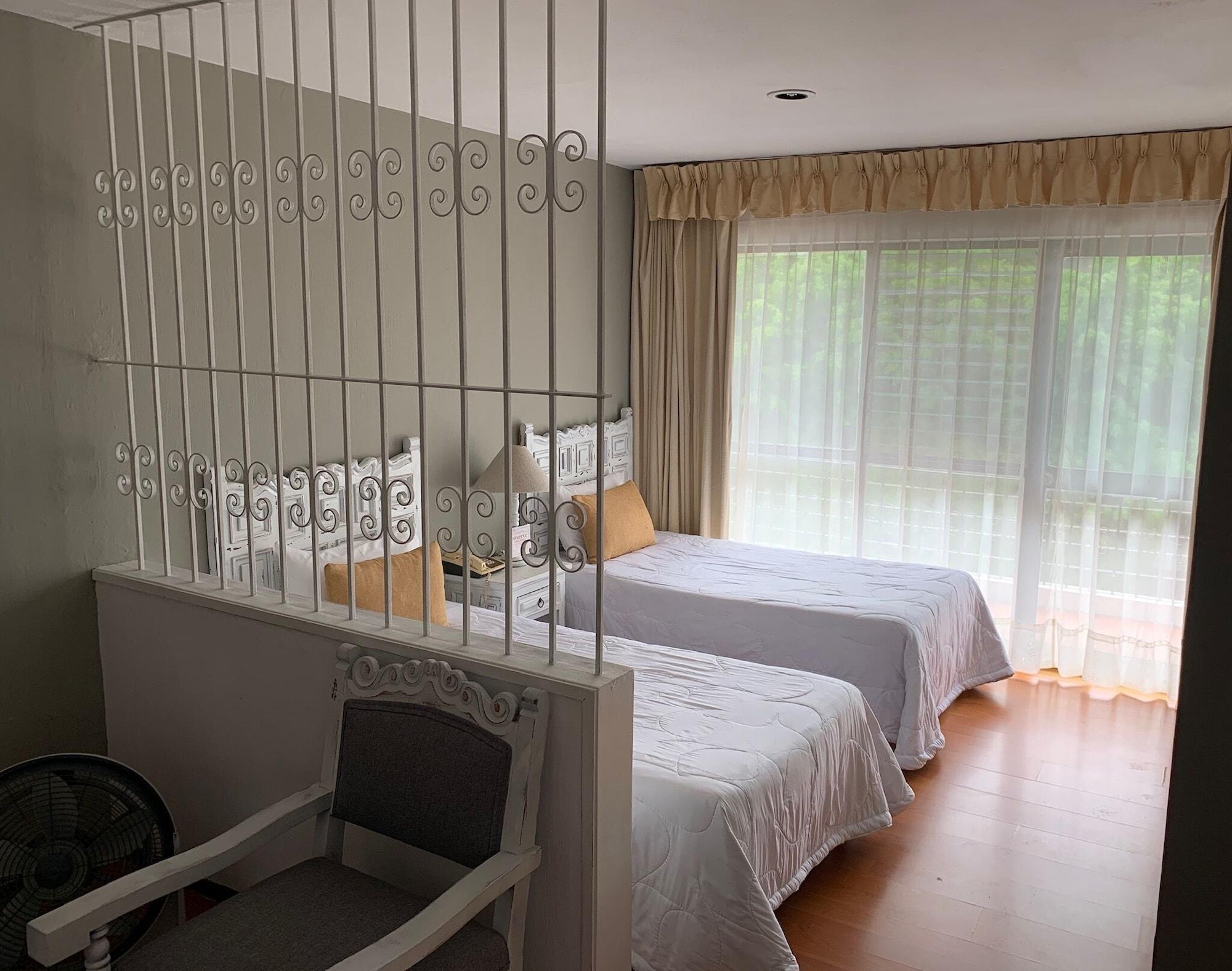 Suites Internacional Zapopan Εξωτερικό φωτογραφία