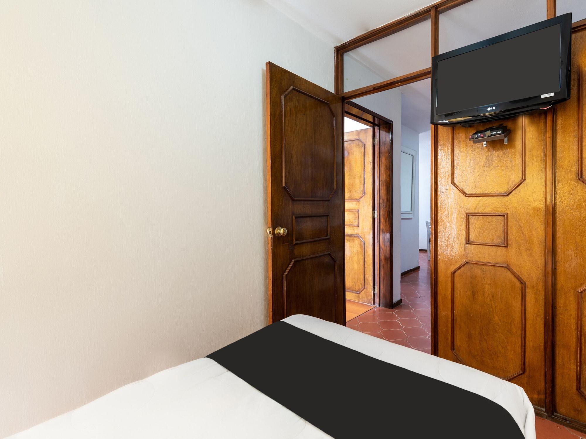 Suites Internacional Zapopan Εξωτερικό φωτογραφία