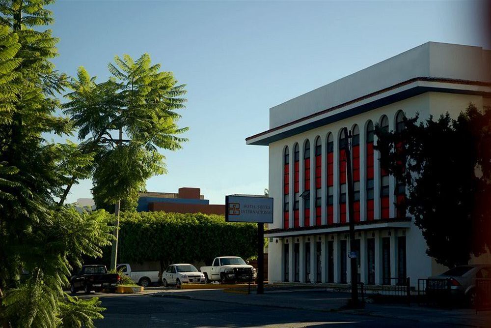 Suites Internacional Zapopan Εξωτερικό φωτογραφία